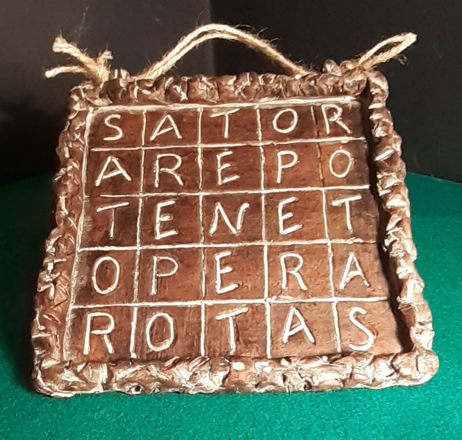 Foto 1 di 2