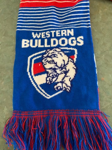Sekem Western Bulldogs Scarf - Picture 4 of 7