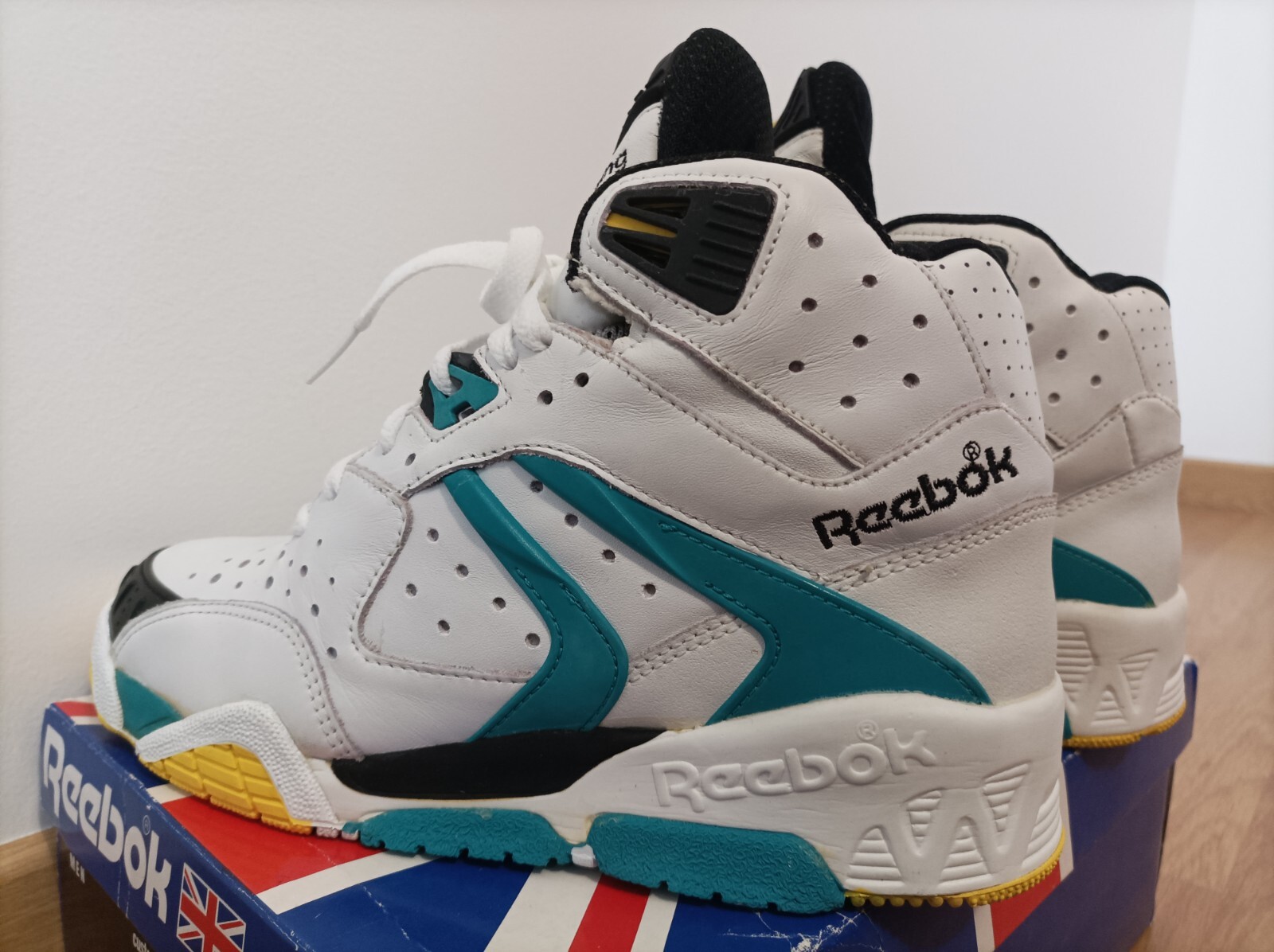 reebok pump cross trainer
