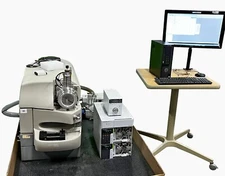 Sciex API 3200 LC/MS/MS Triple Quad Mass Spectrometer +Shimadzu Prominence HPLC