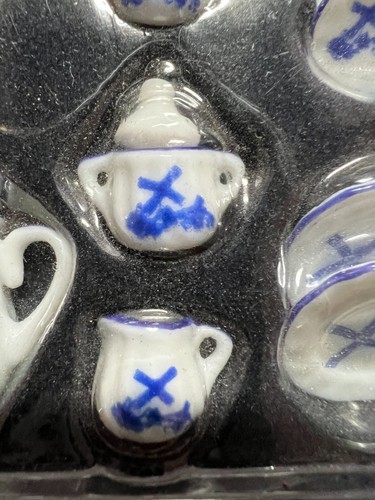 Miniature Tea Set Delft Blue Holland Windmill Miniature Porcelain Pitcher Plates - Picture 5 of 8
