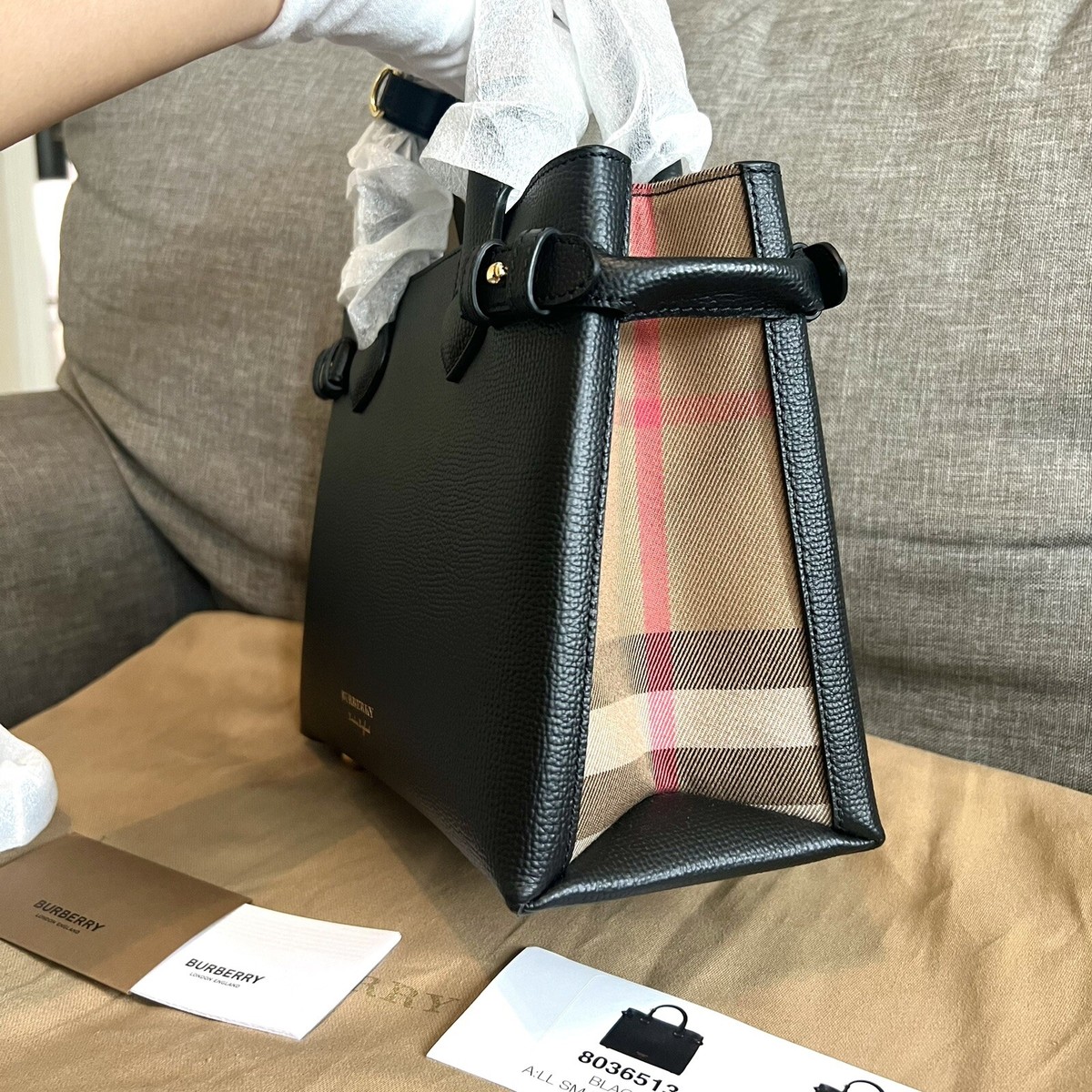 バッグ Burberry Burberry Black Patent Leather Nova Check Coated Canvas Satchel Bag