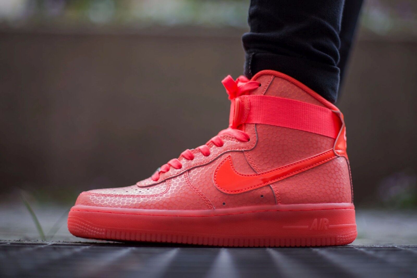 nike air force 1 mid hot lava