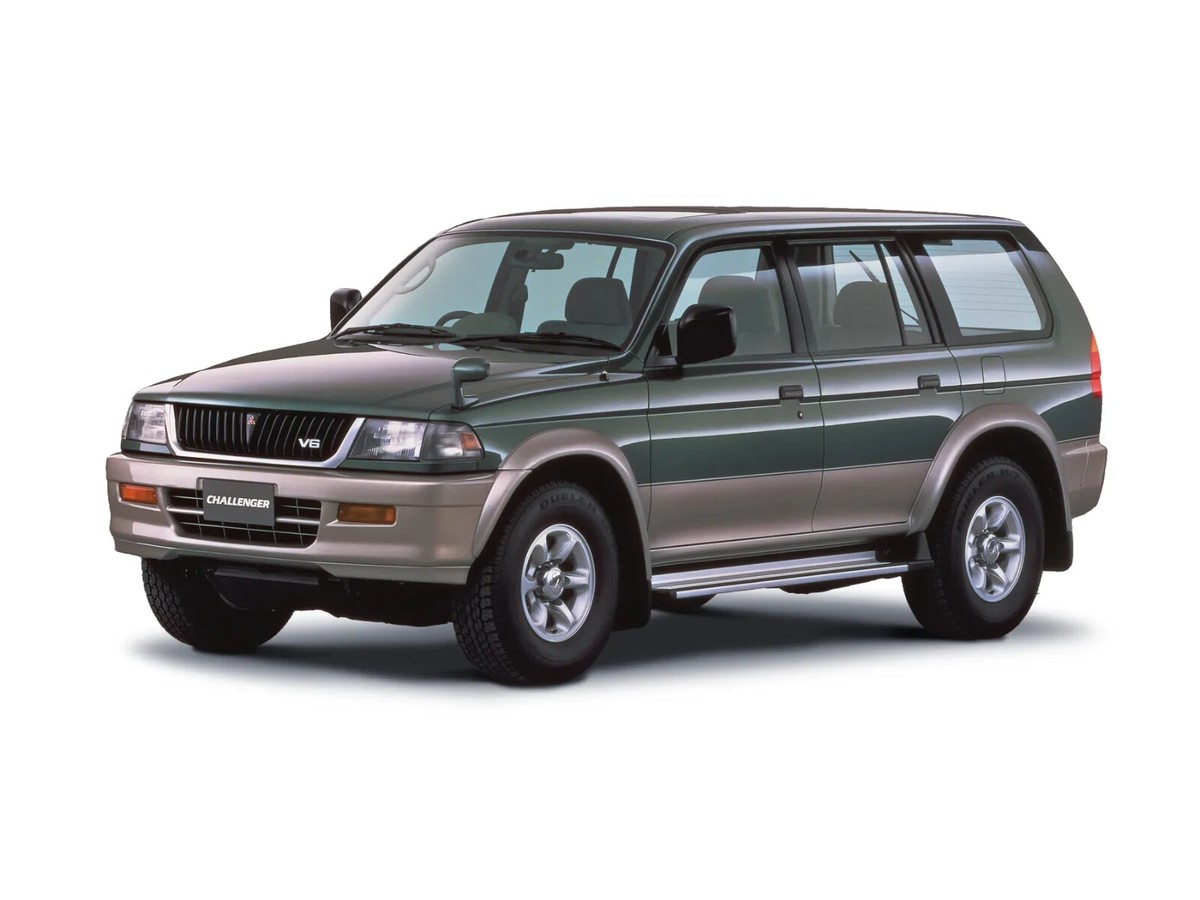 みっちー様 Mitsubishi Challenger Shogun (98-06) Power Folding Right