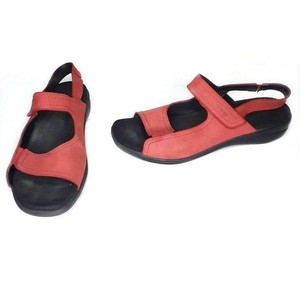 red mephisto sandals