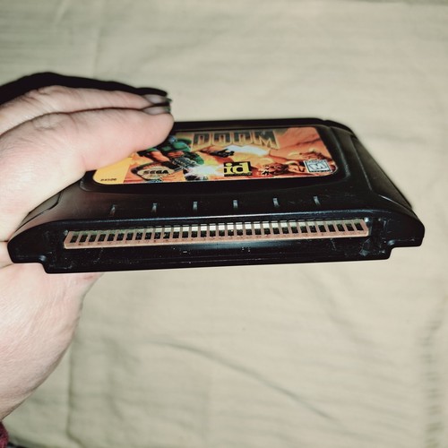 Sega Genesis 32X - Doom - Picture 2 of 3