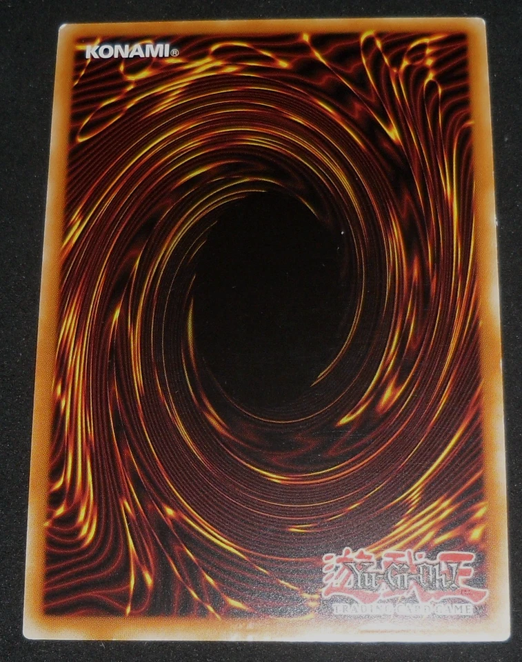 Yugioh - Mago Leggendario del Nero RARA SEGRETA - WSUP-IT052 1° Edizione - Immagine 3 di 3