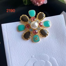 Metal enamel pearl women's brooch birthday gift 34 styles flower