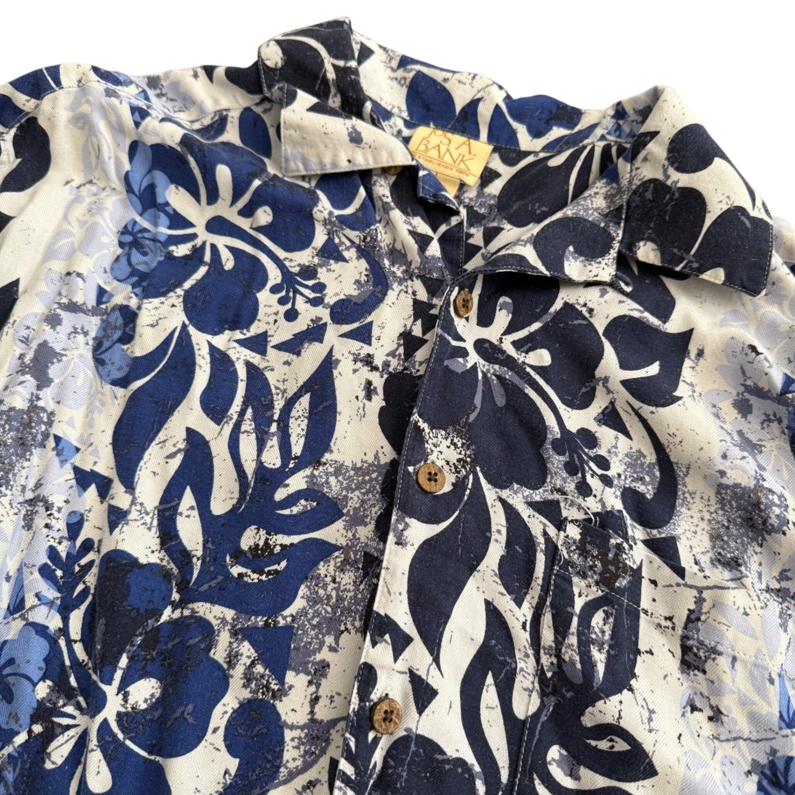 Jos. A. Bank Mens Large 100% Silk Blue Floral Tropical Hibiscus Hawaiian Shirt