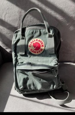 FJALLRAVEN Backpack- KANKEN MINI-Gray VERY EXCELLENT UC! $23.99!!!!