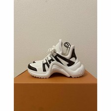 LOUIS VUITTON Arclight Line Sneakers From Japan