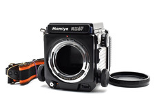 "NEAR MINT" Mamiya RZ67 Pro Body w/ Waist Level Finder 120 Film Back JAPAN 5691
