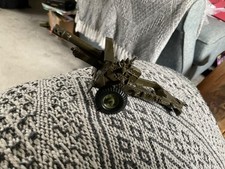 Vintage Crescent 25-pounder field gun-howitzer