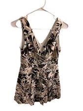 White House Black market fit and flair size 6 sleeveless dress Floral Tropical