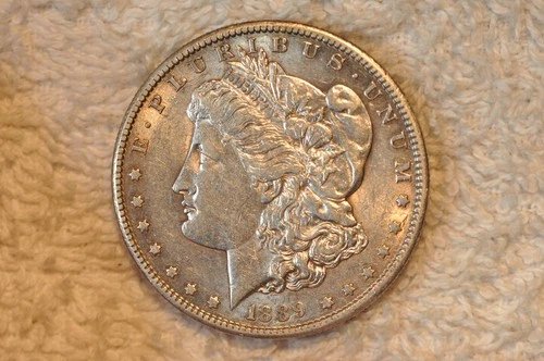 1889 - O  XF-AU  MORGAN DOLLAR.