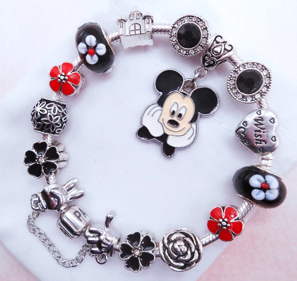 PULSERA DE PLATA ESTERLINA CON DIJE DE PANDORA Y NEGRO ROJO CIRCONITA MICKEY CASTLE DIJES DE DESEOS Foto 3 de 4