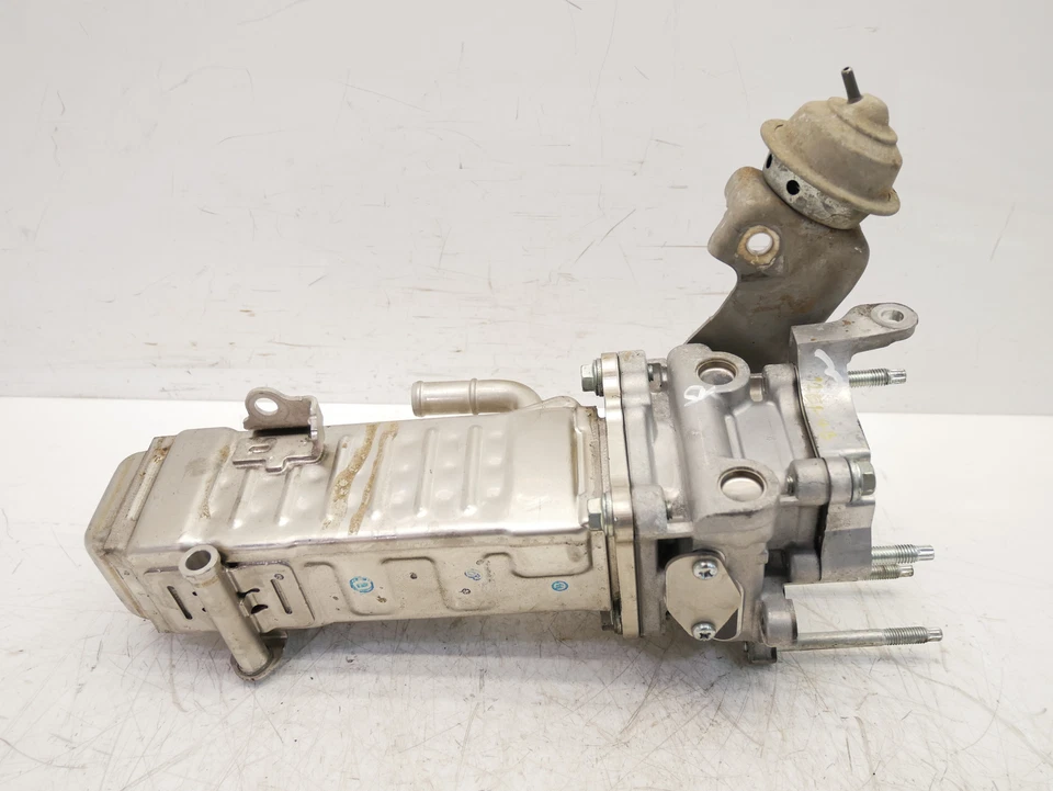 Enfriador de gases de escape para Toyota Hilux VIII 2016 2,4 4x4 D 2Gd-FTV 2GD 150HP Foto 2 de 2