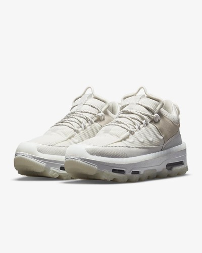 NIKE jordan air MAE Sail/white size 9.5 woman’s