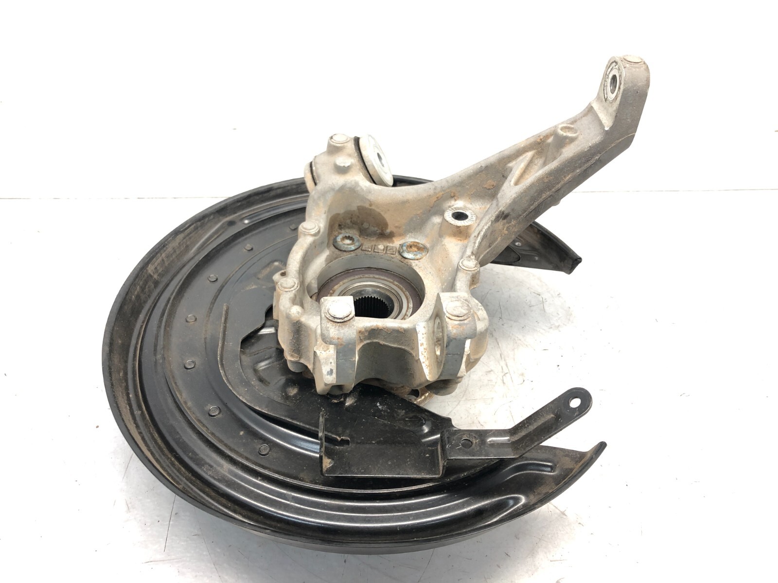 2014-2018 BENTLEY FLYING SPUR AWD LEFT DRIVER REAR SPINDLE KNUCKLE HUB OEM