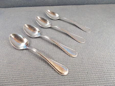 The Main Course Stainless Flatware Carlisle Pattern Set of 4 Teaspoons 6 1/4"
