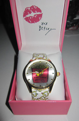 BETSEY JOHNSON FRENCH FRY WATCH FOR HEARTS ON BAND