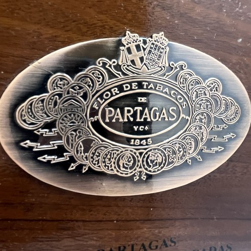 Scatola portasigari in legno vuota vintage Partagas riserva limitata Decadas 1995 - Foto 3 di 16