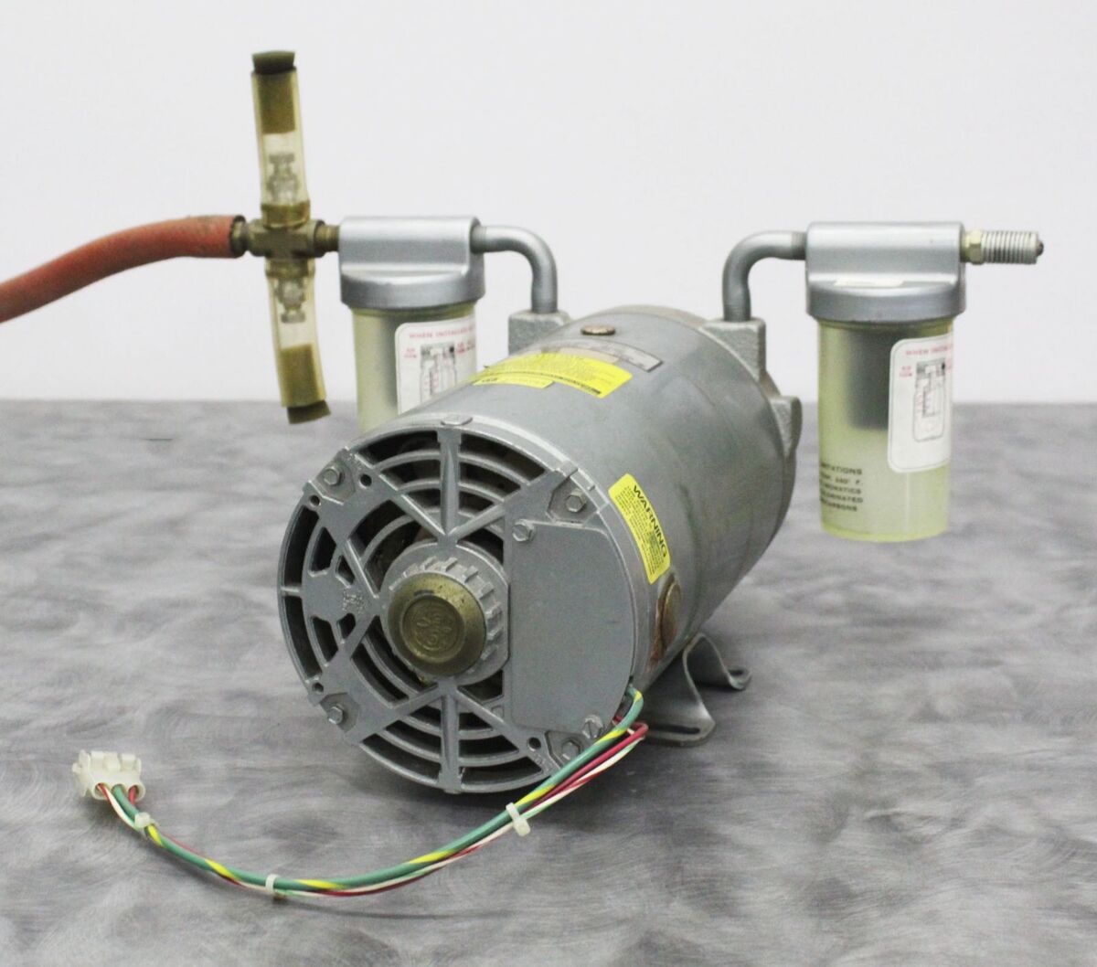 Gast 0322-V125-G314DX Oil-Less Vacuum Pump for Beckman Gast 0322-V125-G314DX Oil-Less Vacuum Pump for Beckman