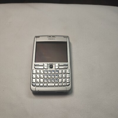 Nokia E61-1 RM-89 Silver Cell Phone - excellent condition ''Prototype'' *read*
