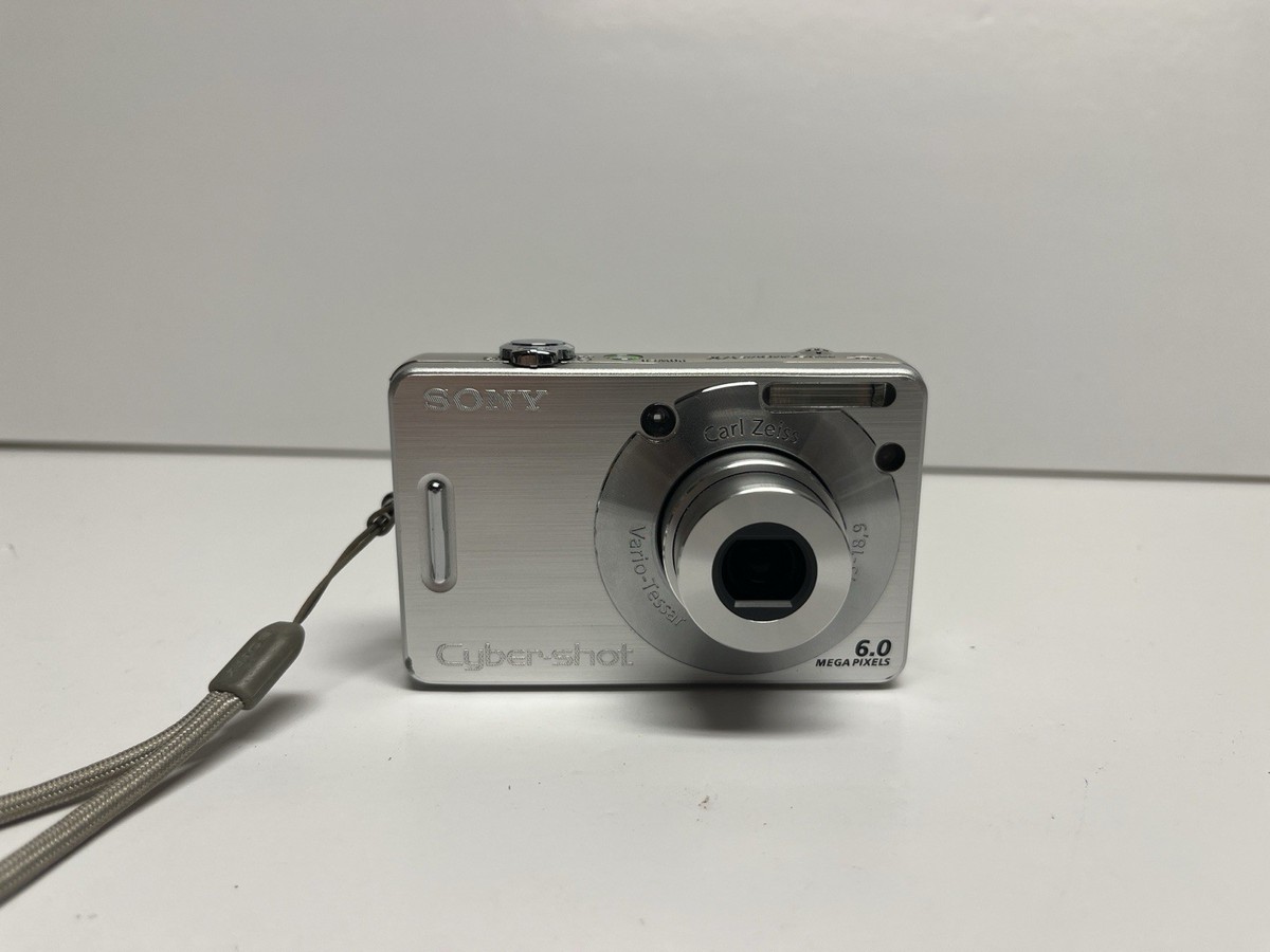 SONY Cyber-shot DSC-W30 Camera - NO BATTERY CHARGER OR