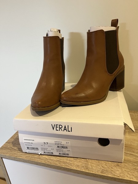 Verali Samantha Brown Boots size 37 Block Heel Worn Once Office Casual Winter