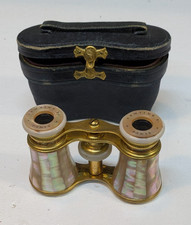 Lemaire Fabt Paris Mother of Pearl Opera Glasses/Binoculars w/ Bee button case