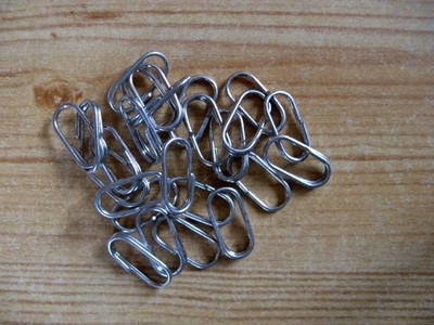 20 Stück ovale Sprengringe Mustad Norwegen Gr 3/0 silber