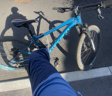 Carrera Blue Mountain Bike, Hydraulic Disc Brakes, 27.5in Wheels
