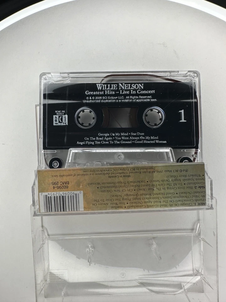 Greatest Hits: Live In Concert - Willie Nelson (Cassette 1996 BCI Music) - Image 2 of 3
