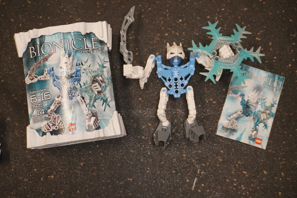 Lego Bionicle 8972 Atakus y 8976 Metus en caja Foto 3 de 4