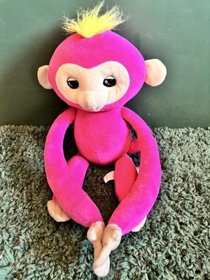 Fingerlings Hugs interaktiver Affe Plüsch Bella rosa WowWee funktionstüchtig