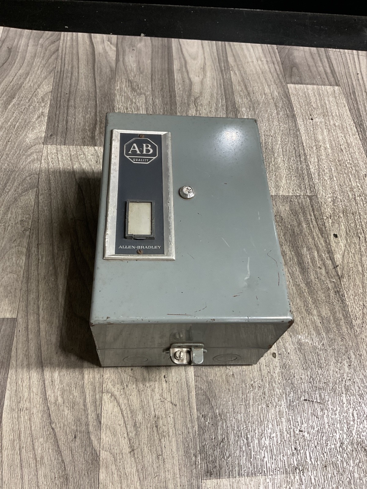 Allen Bradley 40050-504-07, Enclosure 592 BAV 16 Ser.A, *NOS* #4007E69PR6