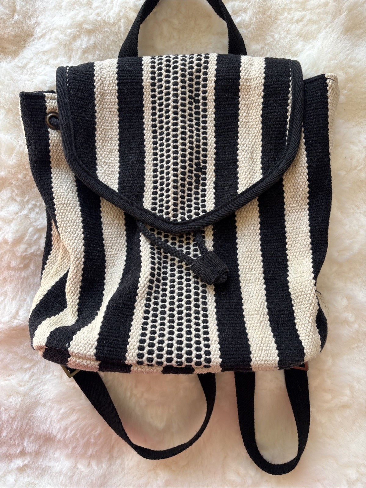 Universal Thread Black & Natural Backpack Adjusta… - image 1