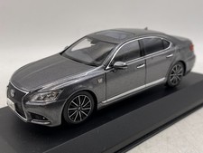 KYOSHO Lexus LS460 F Sport Mercury Gray 1:43 Diecast Modelcar