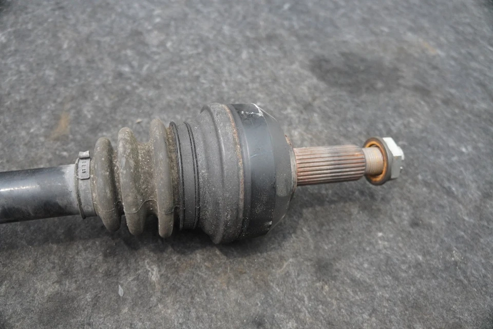 Eixo traseiro direito CV 4G43-43402-AB fabricante de equipamento original Aston Martin V8 Vantage 2008 - Imagem 3 de 4