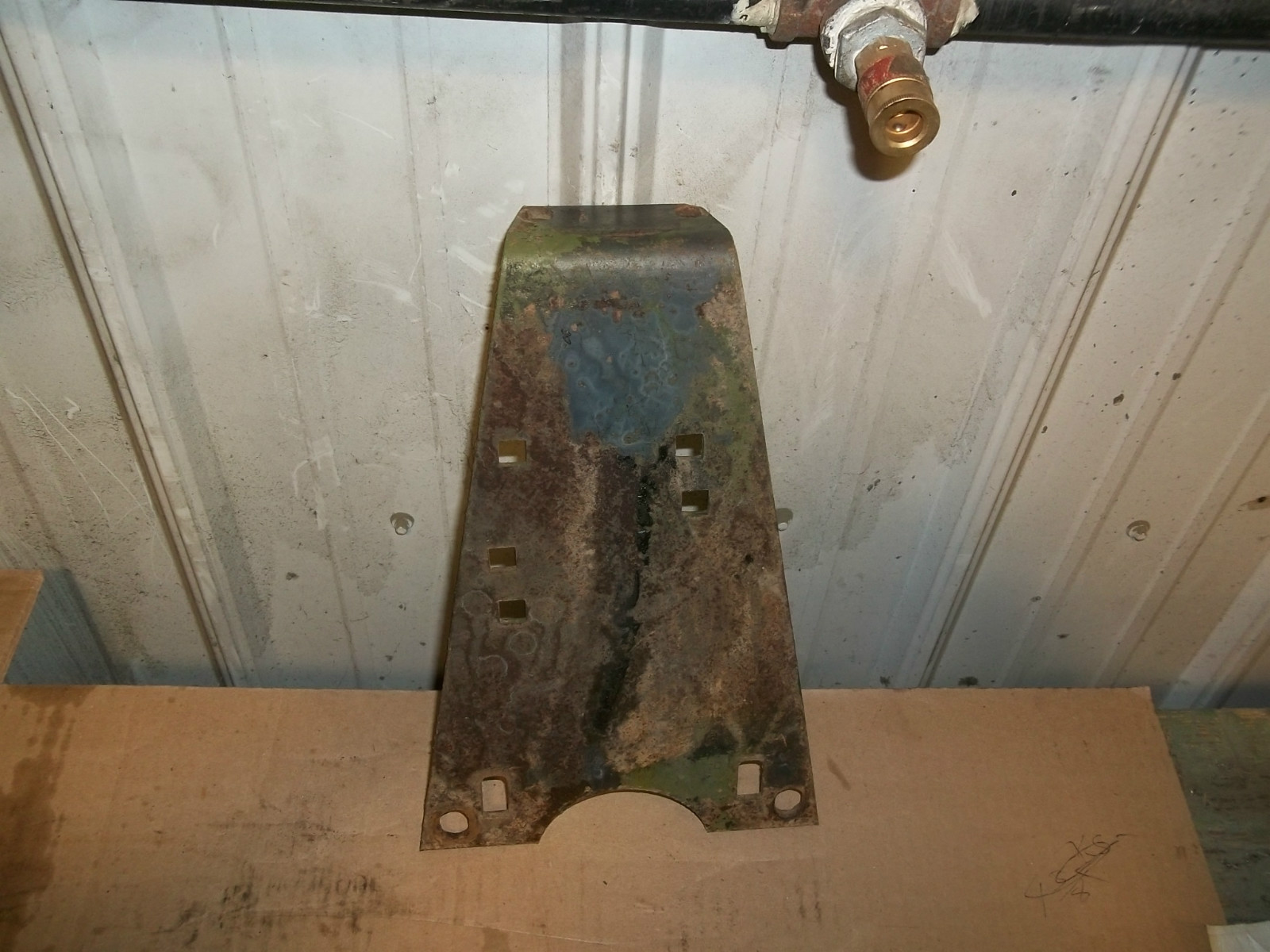 JOHN DEERE A FANSHAFT FAN SHAFT STAND SUPPORT  