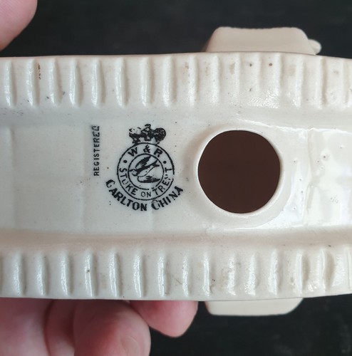 WW1 British Ceramic Crested Carlton China MK IV Tank with Thornton Heath Crest - Picture 16 of 18