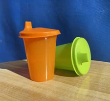 Tupperware Bell Tumbler/Toddler Cup With Sippy Seals 7oz Set of 2 Green Orange