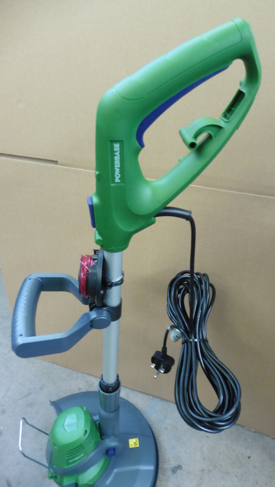 Electric Corded Grass Trimmer Strimmer Powerbase GT3011A 550w 30cm Used