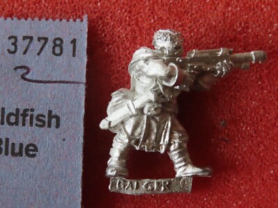 Games Workshop Necromunda Cawdor Ganger Lasgun Metal Figure 1990s WH40K B24