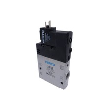 1PC New Festo CPE18-M1H-3GLS-QS-8 Air Solenoid Valve In Box Brand Free Shipping