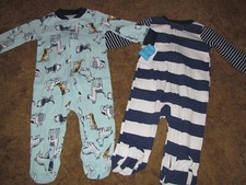 Boys Carter's NWT 2 pk dog and striped zip-up sleep and plays size 9 months