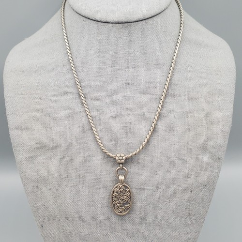 Toggle Clasp Pendant Necklace Silver Tone Oval Scroll Flower Accent 18"