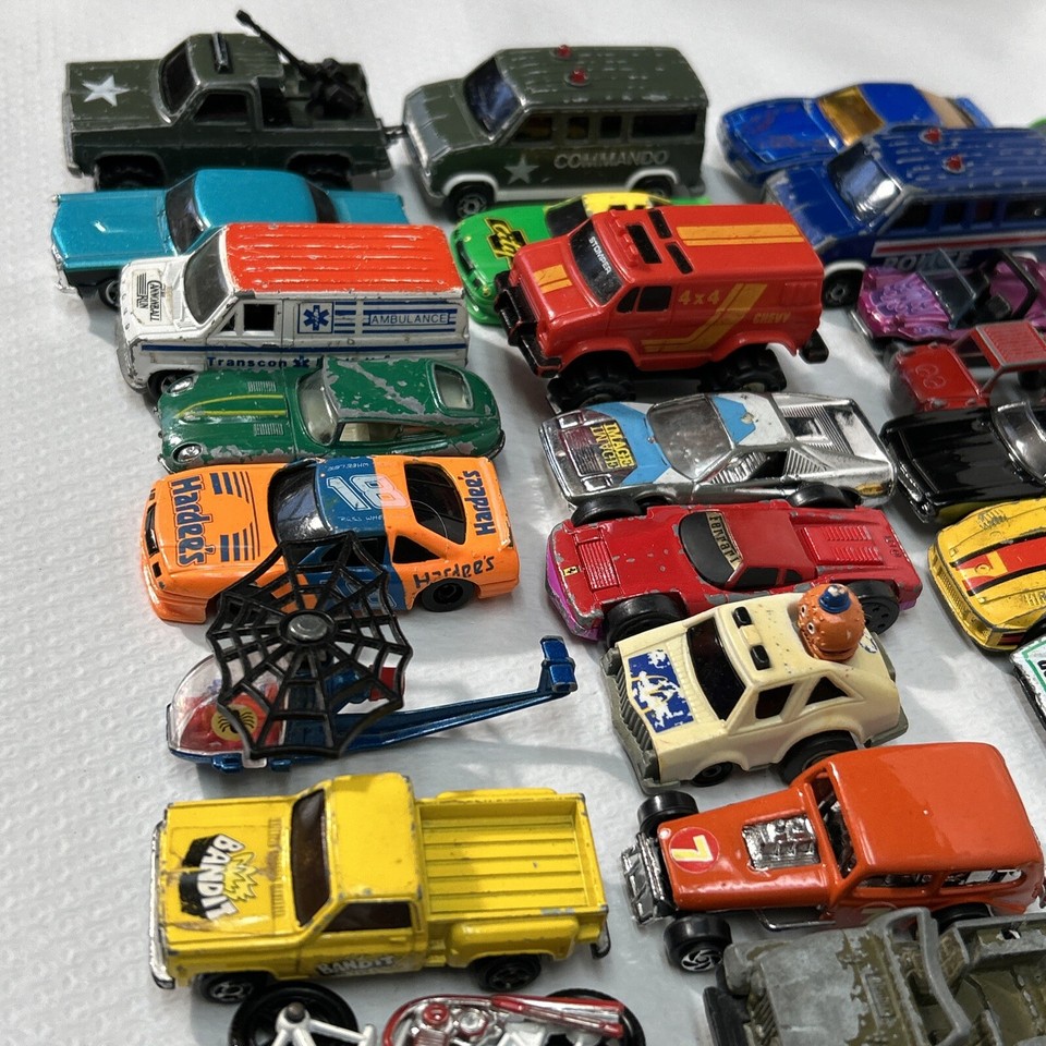 Vtg Lot Of 68 Die Cast Trucks Cars Bike Plane Hot Wheels Matchbox