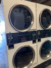 Speed Queen Stack Dryer 30lbs, White Finish; Model ST0300DRG S/N: R0009018449